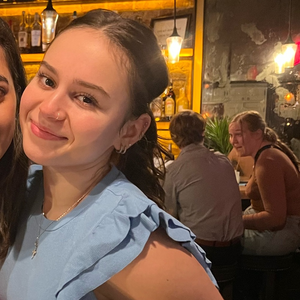 Meet your Posher, Monserrat